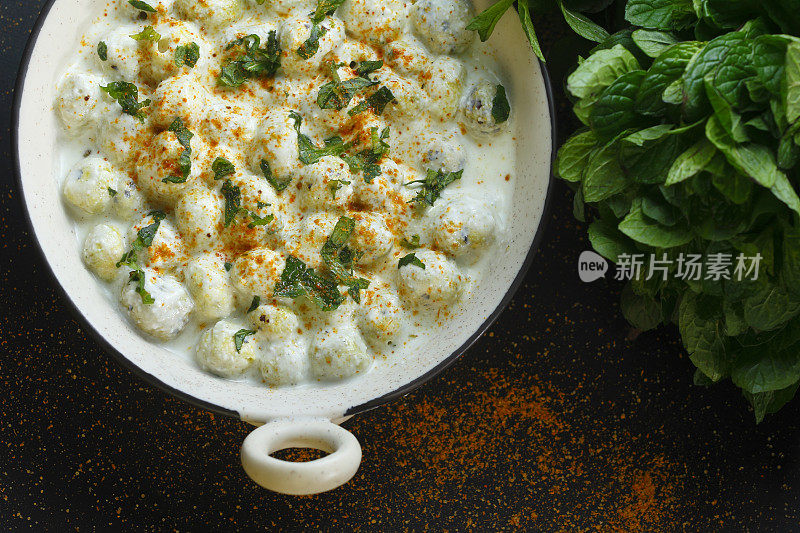 泡莲子(Makhana) Raita